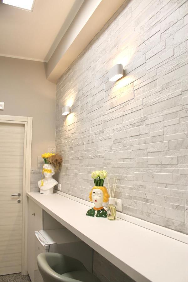 레조디칼라브리아 Charm Airport B&B 외부 사진