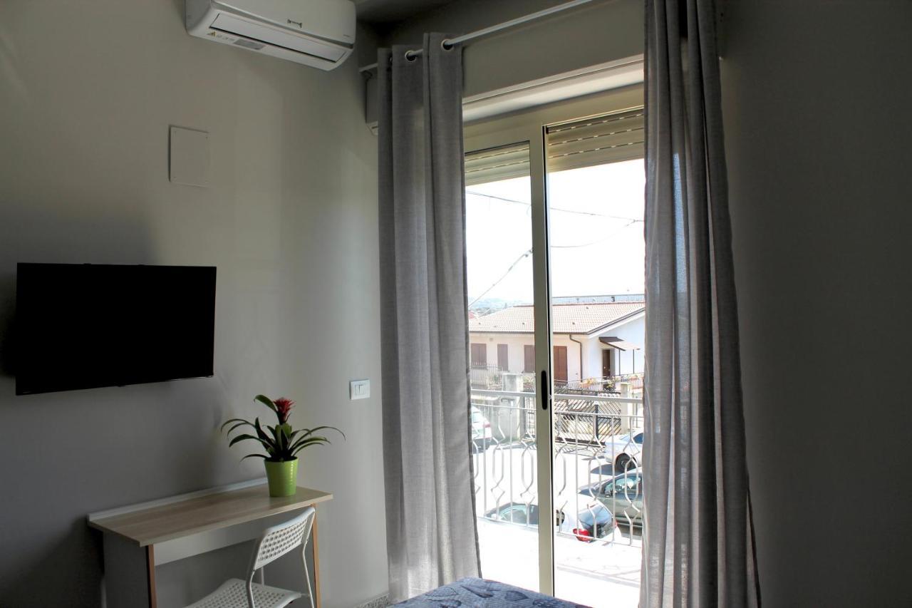 레조디칼라브리아 Charm Airport B&B 외부 사진