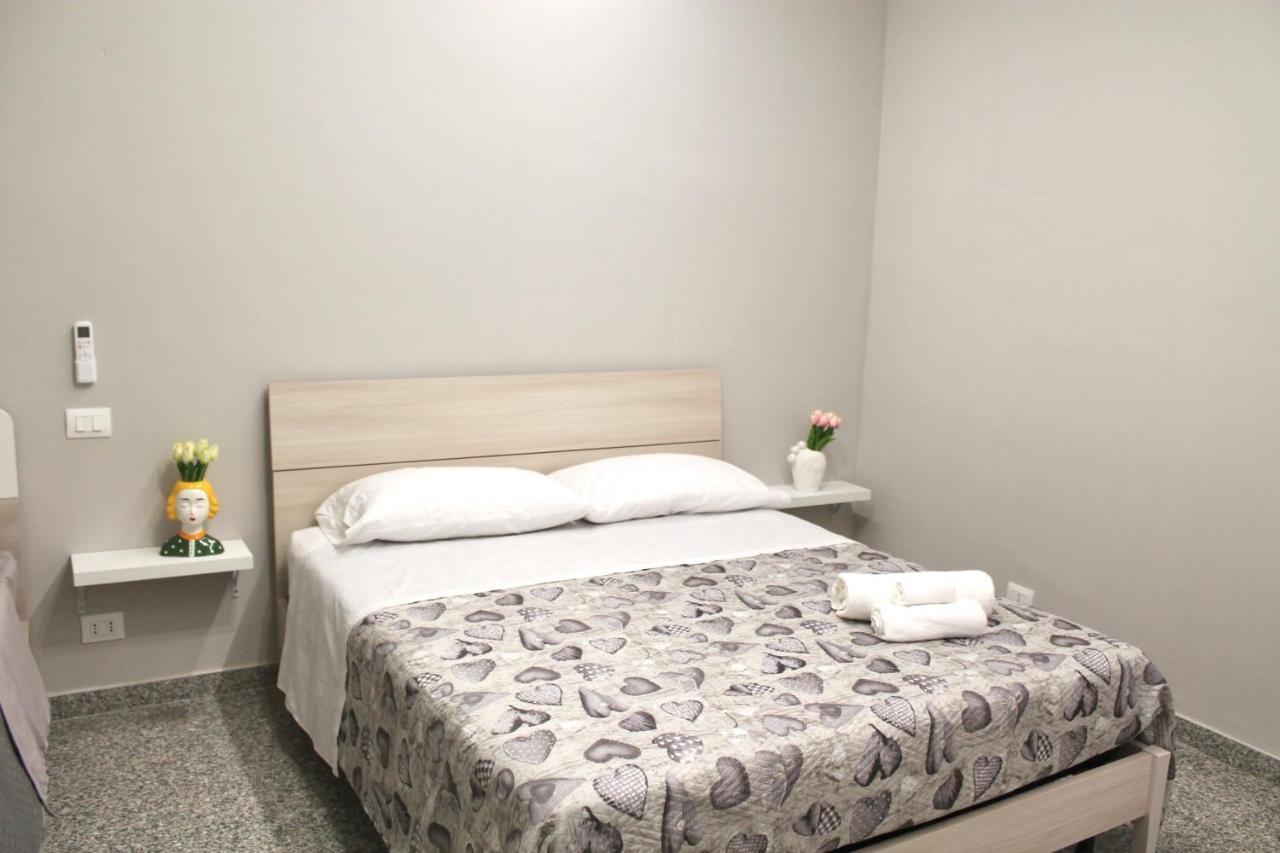 레조디칼라브리아 Charm Airport B&B 외부 사진