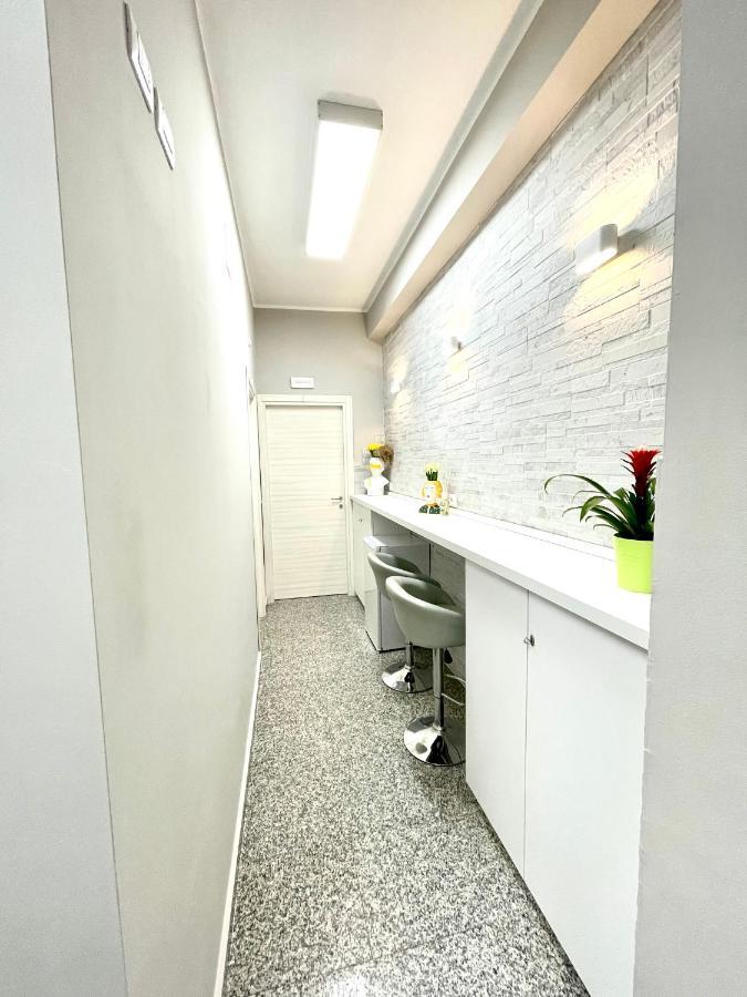 레조디칼라브리아 Charm Airport B&B 외부 사진