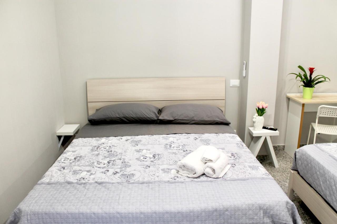 레조디칼라브리아 Charm Airport B&B 외부 사진