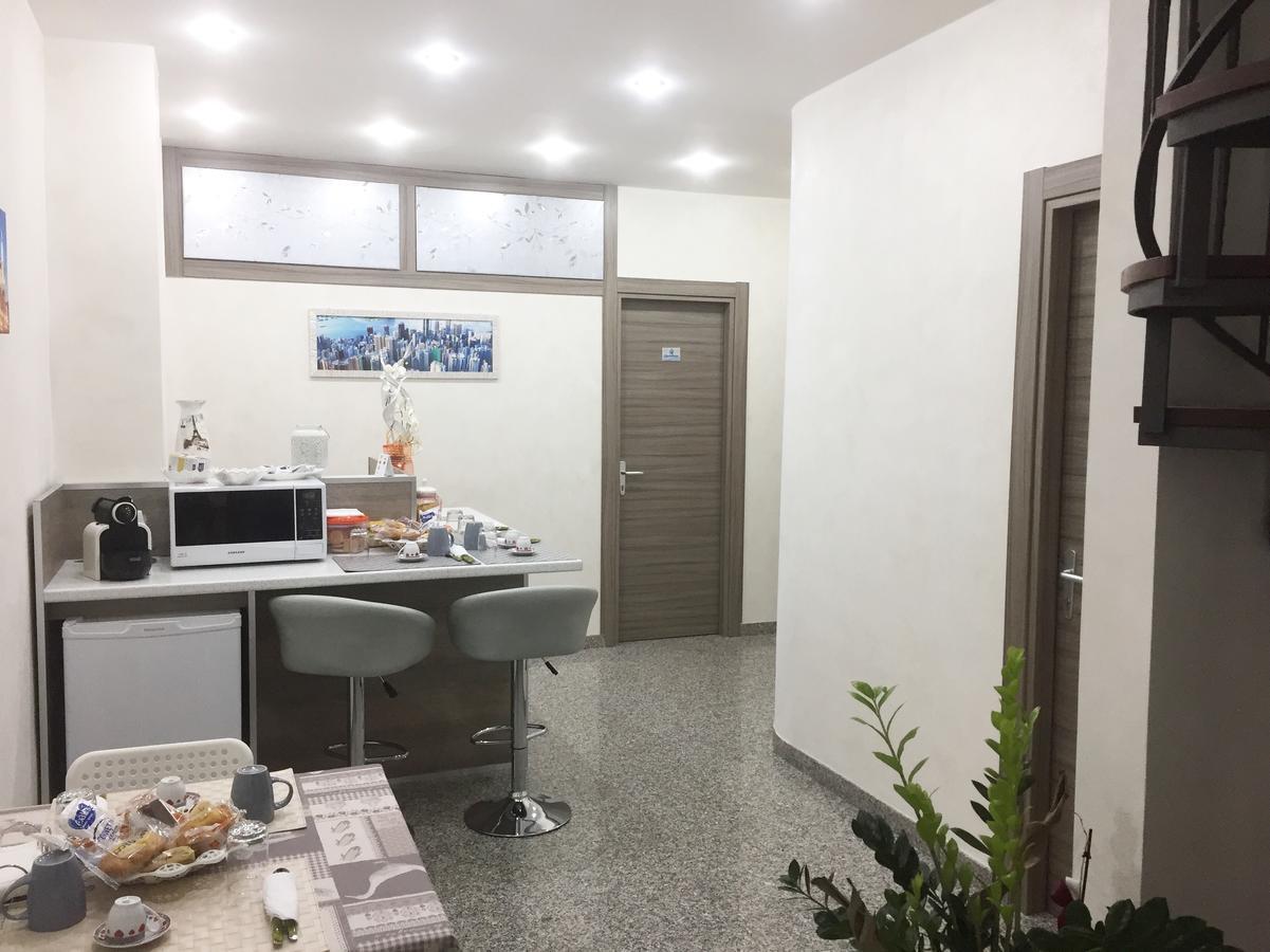 레조디칼라브리아 Charm Airport B&B 외부 사진