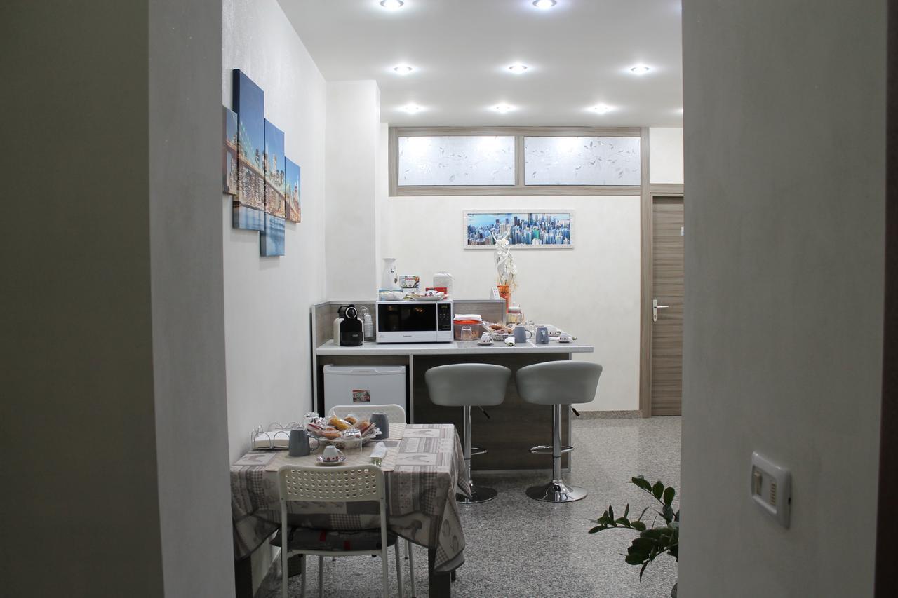 레조디칼라브리아 Charm Airport B&B 외부 사진